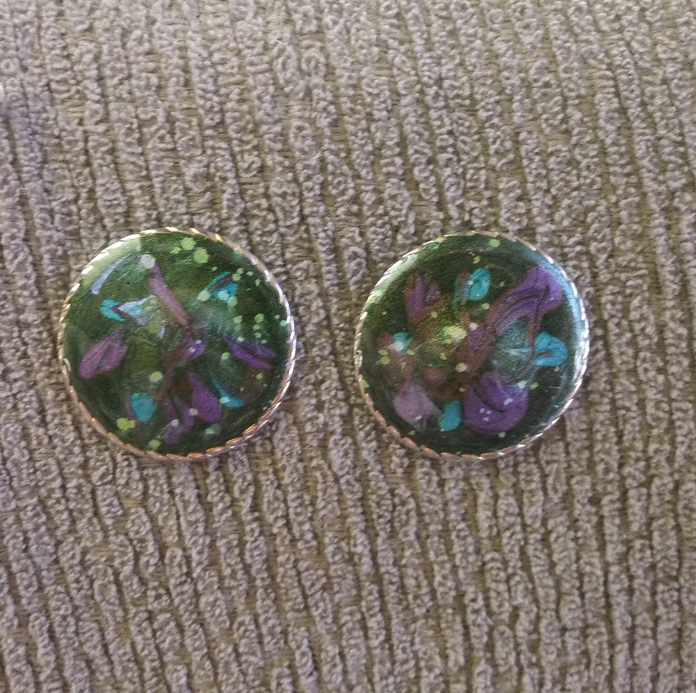 Vintage gold tone enamel earrings